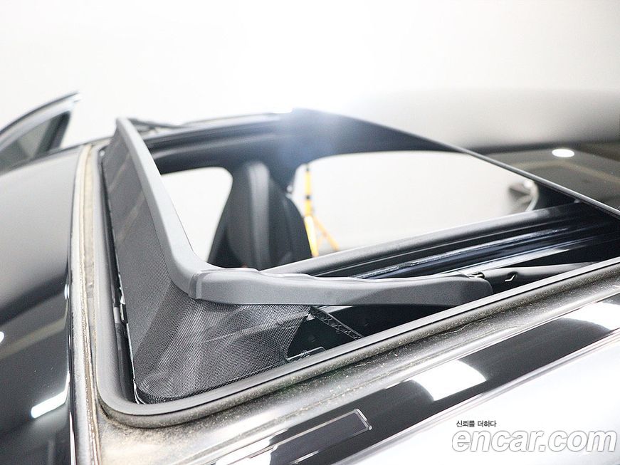 Mercedes-Benz C-Class 2023