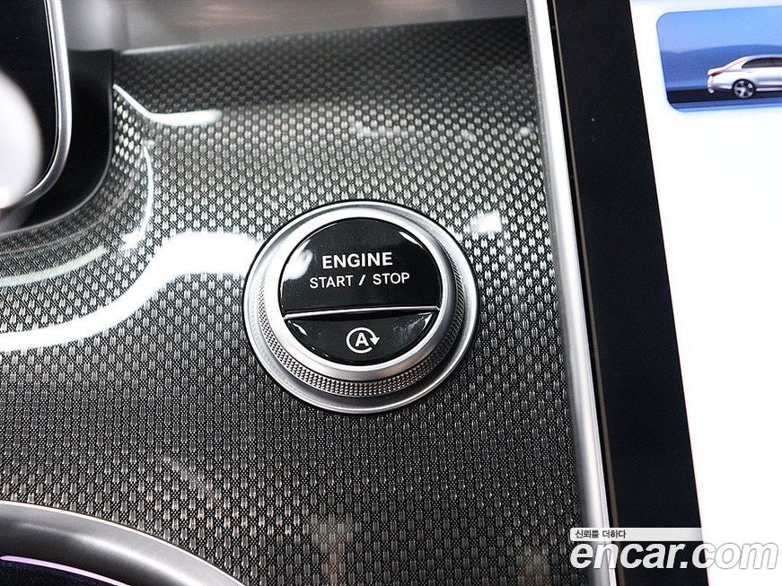 Mercedes-Benz C-Class 2023