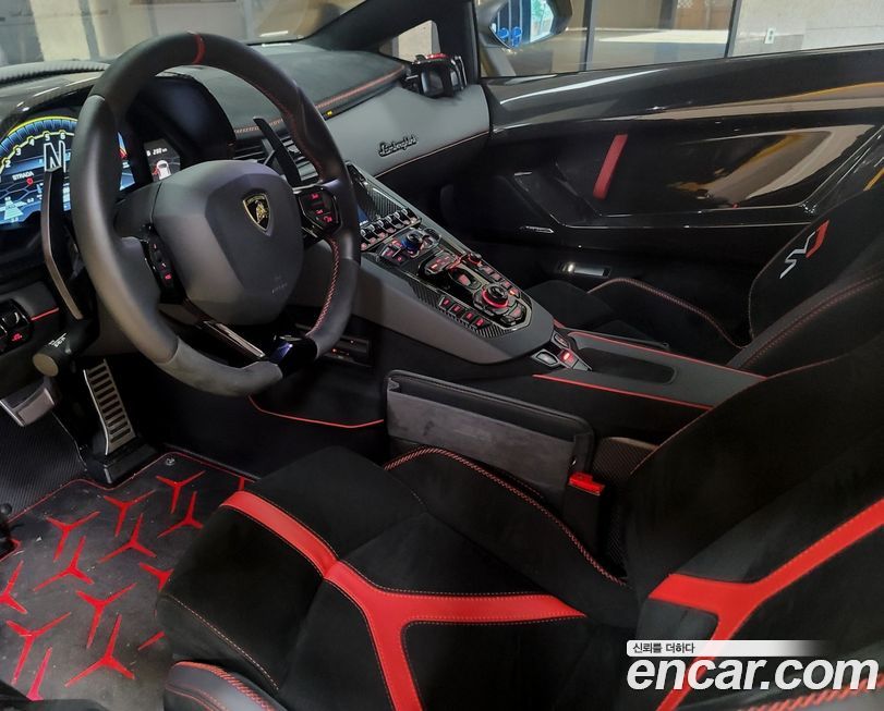 Lamborghini Aventador 2019