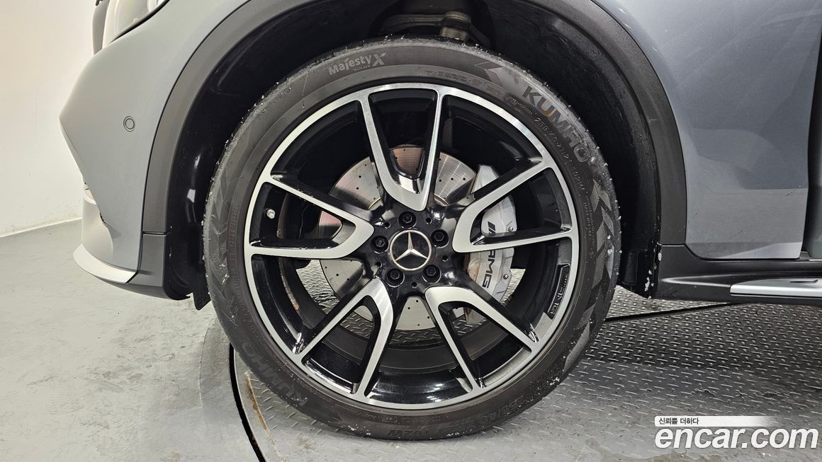 Mercedes-Benz GLC-Class 2017