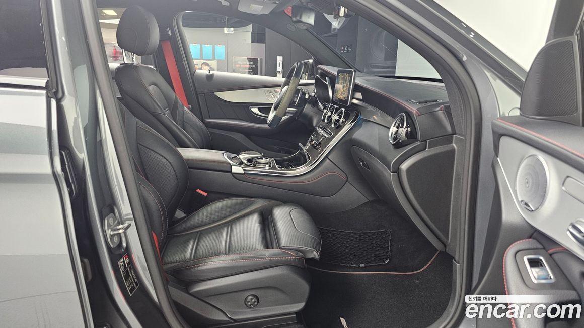 Mercedes-Benz GLC-Class 2017