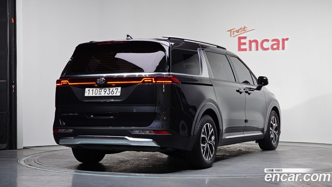 Kia Canival 2021
