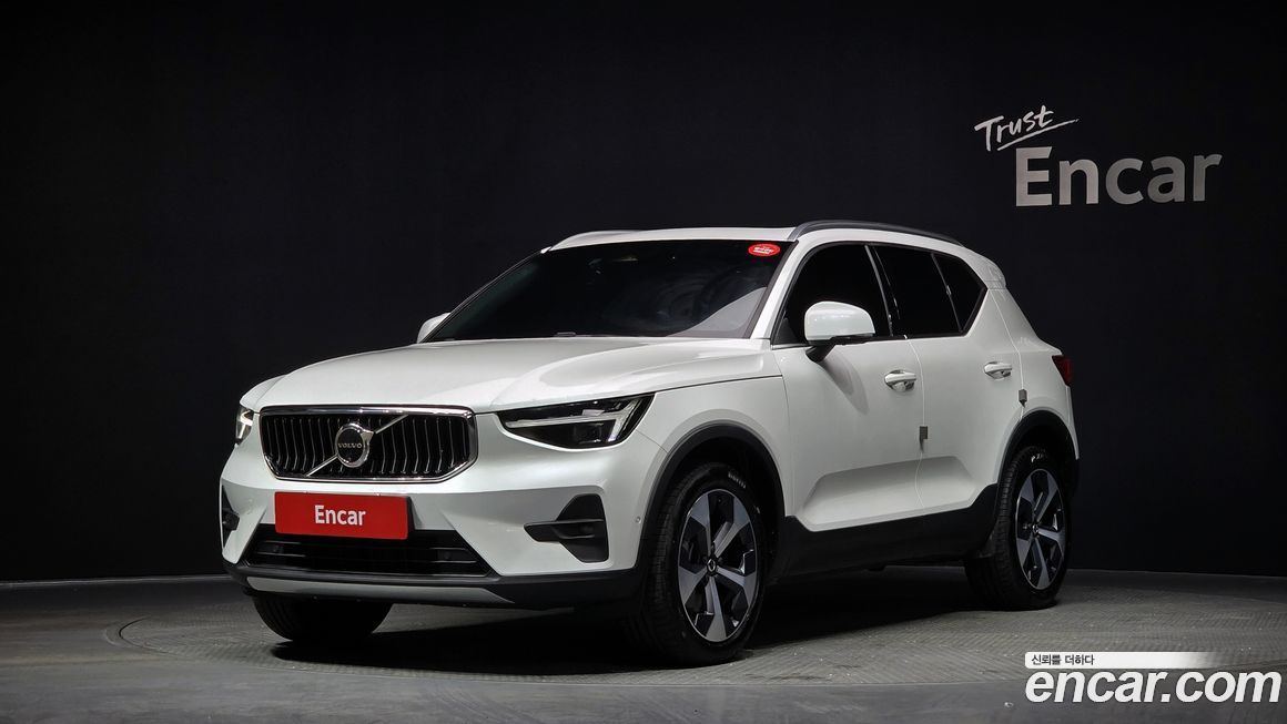 Volvo XC40 2024