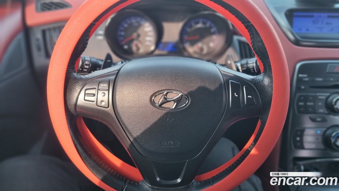 Hyundai Genesis 2011