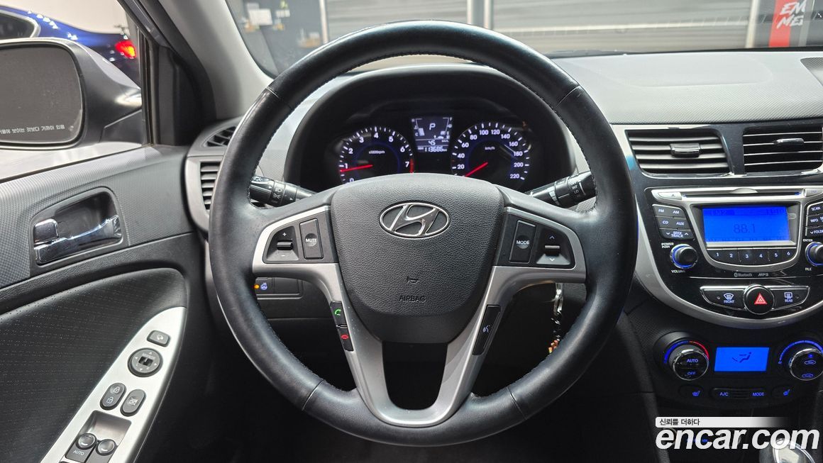 Hyundai Accent 2014