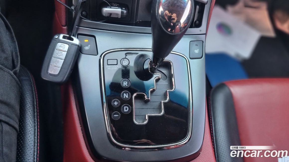 Hyundai Genesis 2011