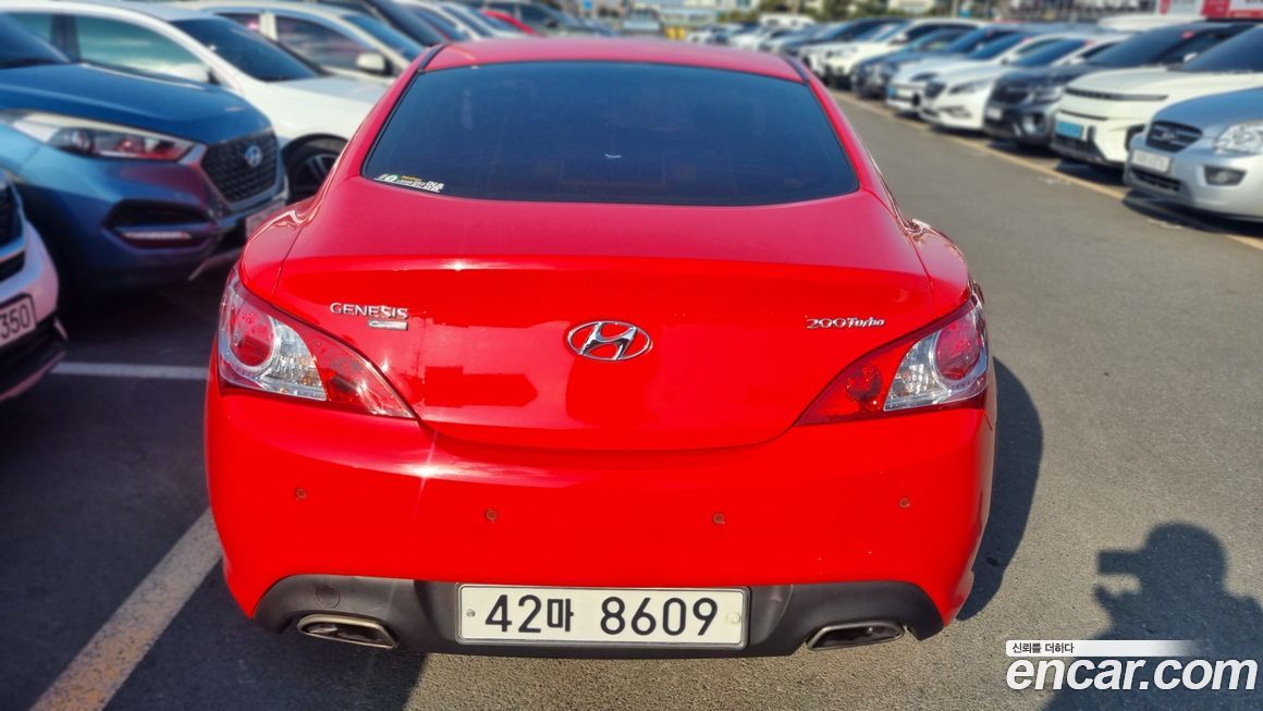 Hyundai Genesis 2011