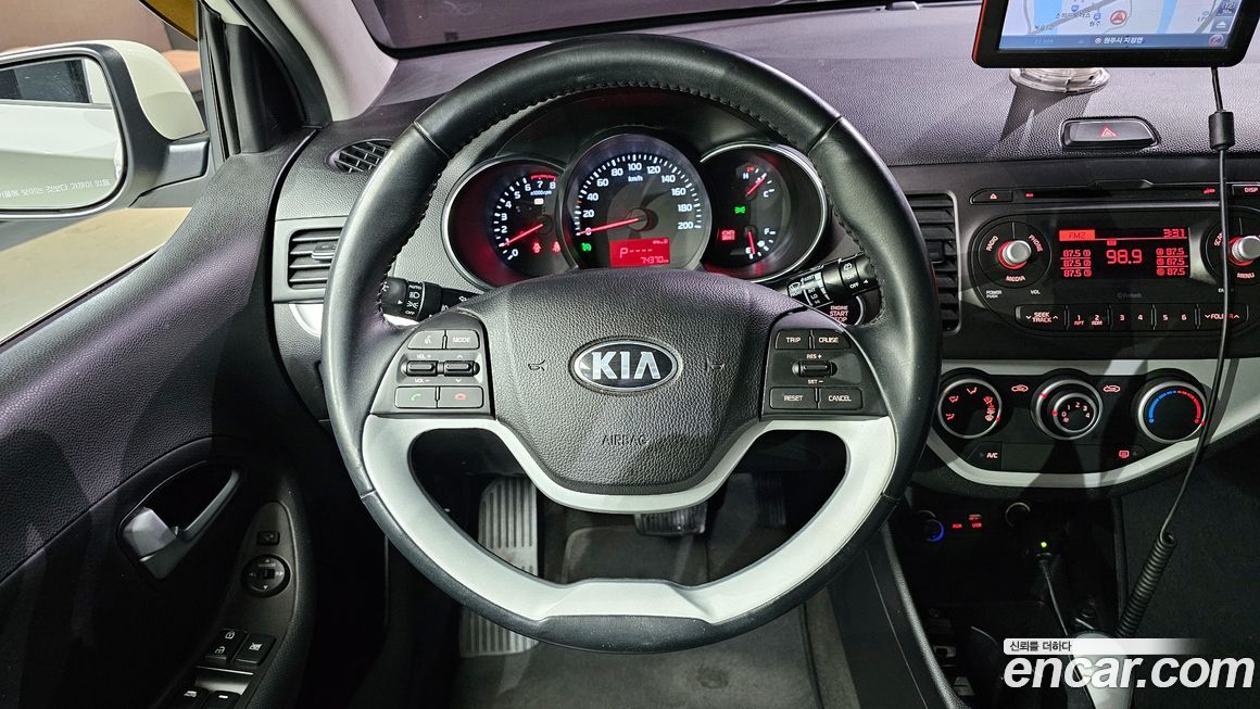 Kia morning 2016
