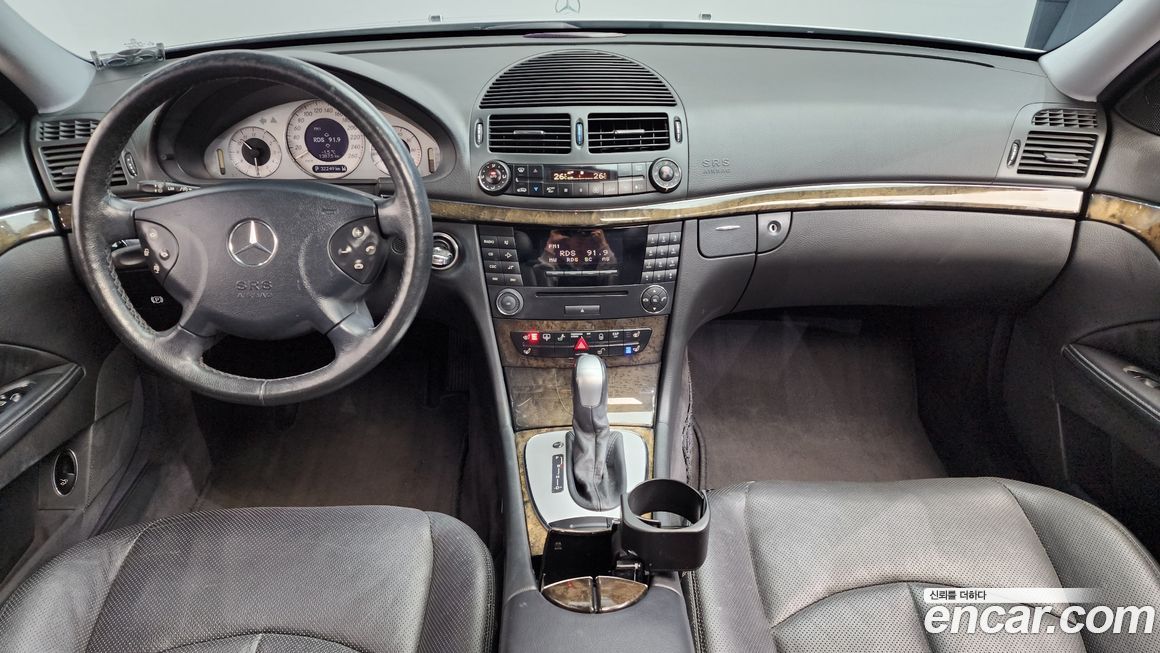 Mercedes-Benz E-Class 2003