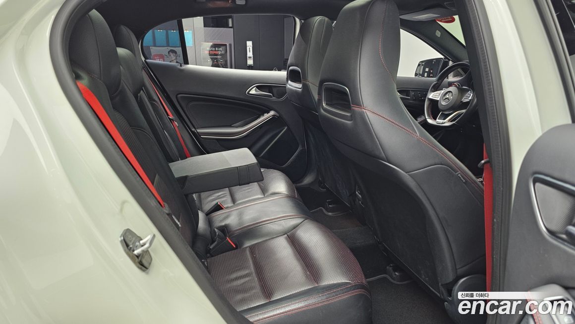 Mercedes-Benz GLA-Class 2017