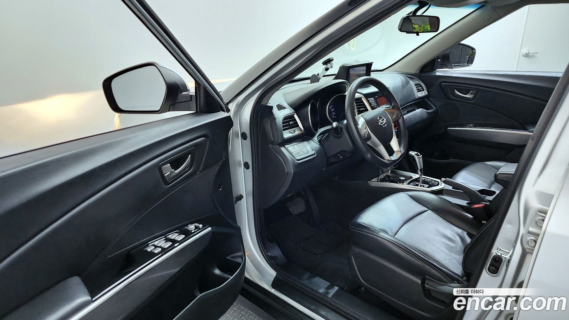 KG_Mobility_Ssangyong TIBOLI 2015