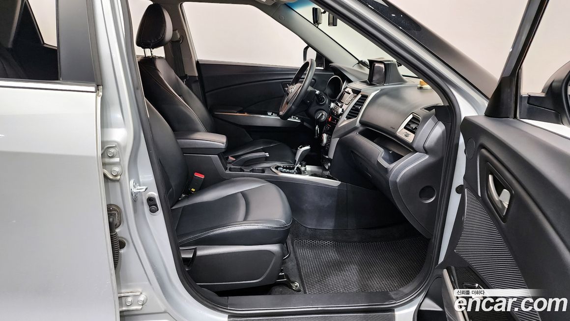 KG_Mobility_Ssangyong TIBOLI 2015