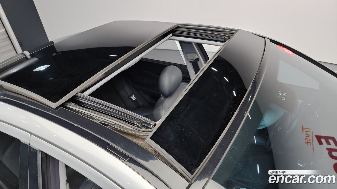 Mercedes-Benz E-Class 2003