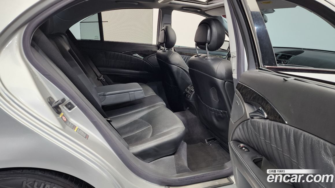 Mercedes-Benz E-Class 2003