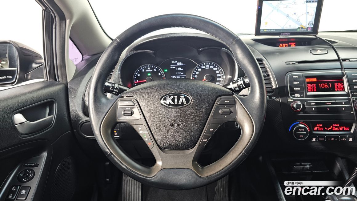 Kia K3 2015