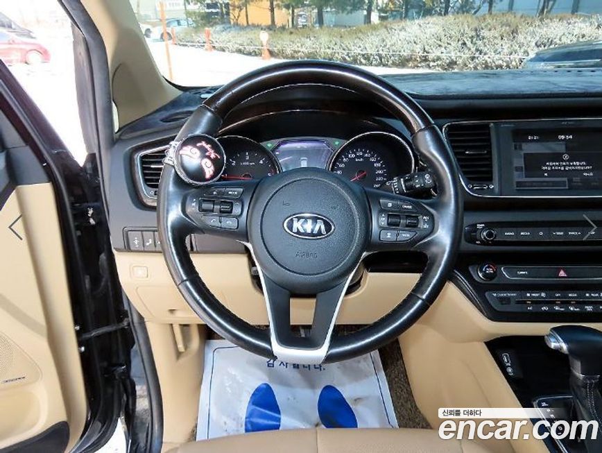 Kia Canival 2019