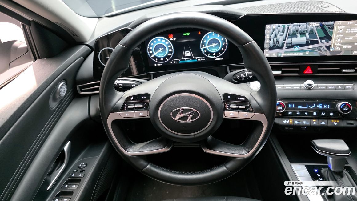 Hyundai AVANTE 2022