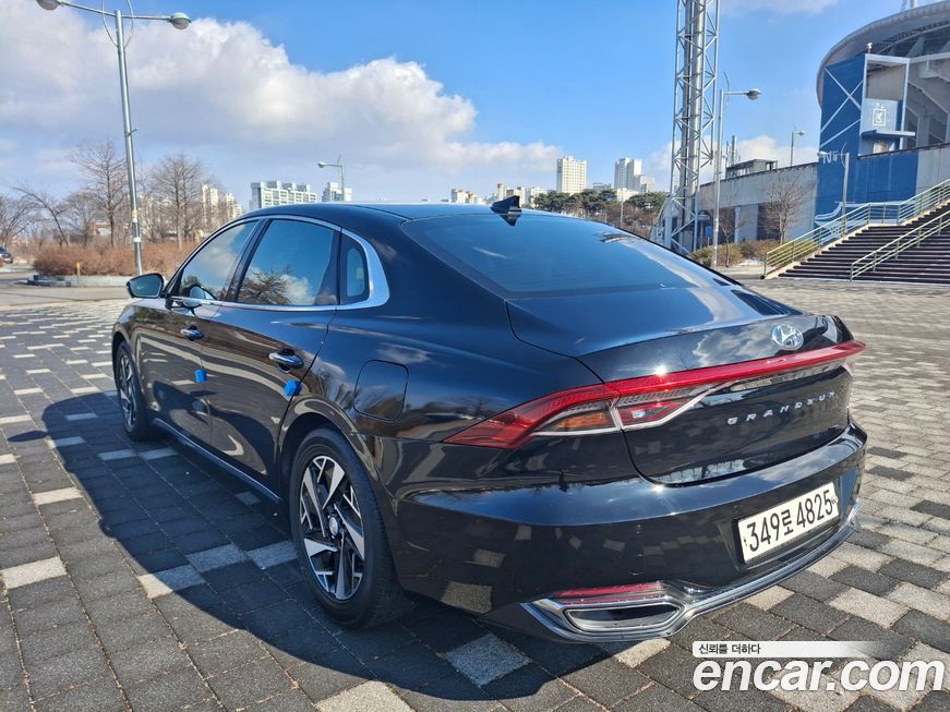 Hyundai Grandeur 2020