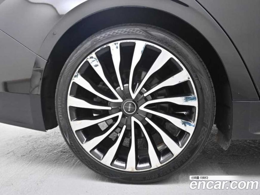 Lincoln Continental 2017