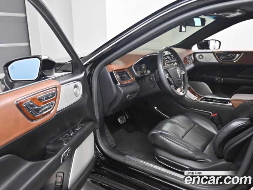 Lincoln Continental 2017