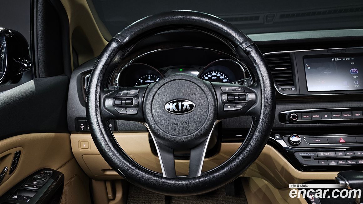 Kia Canival 2019