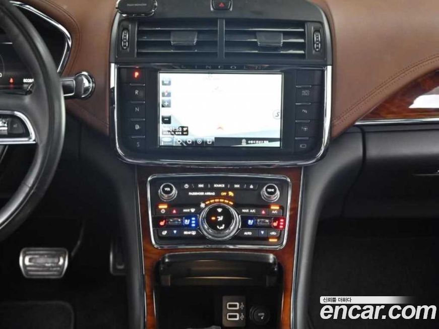 Lincoln Continental 2017