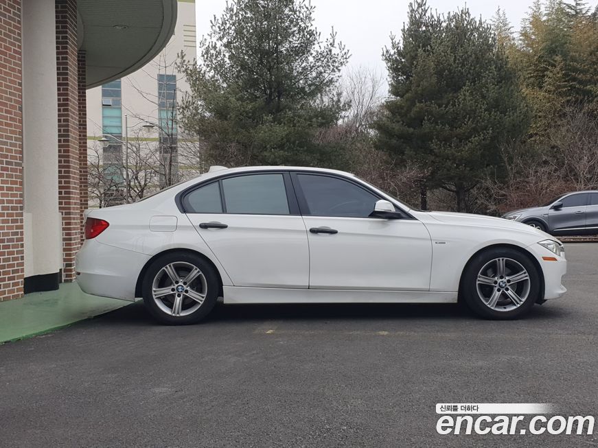 BMW 3-Series 2015