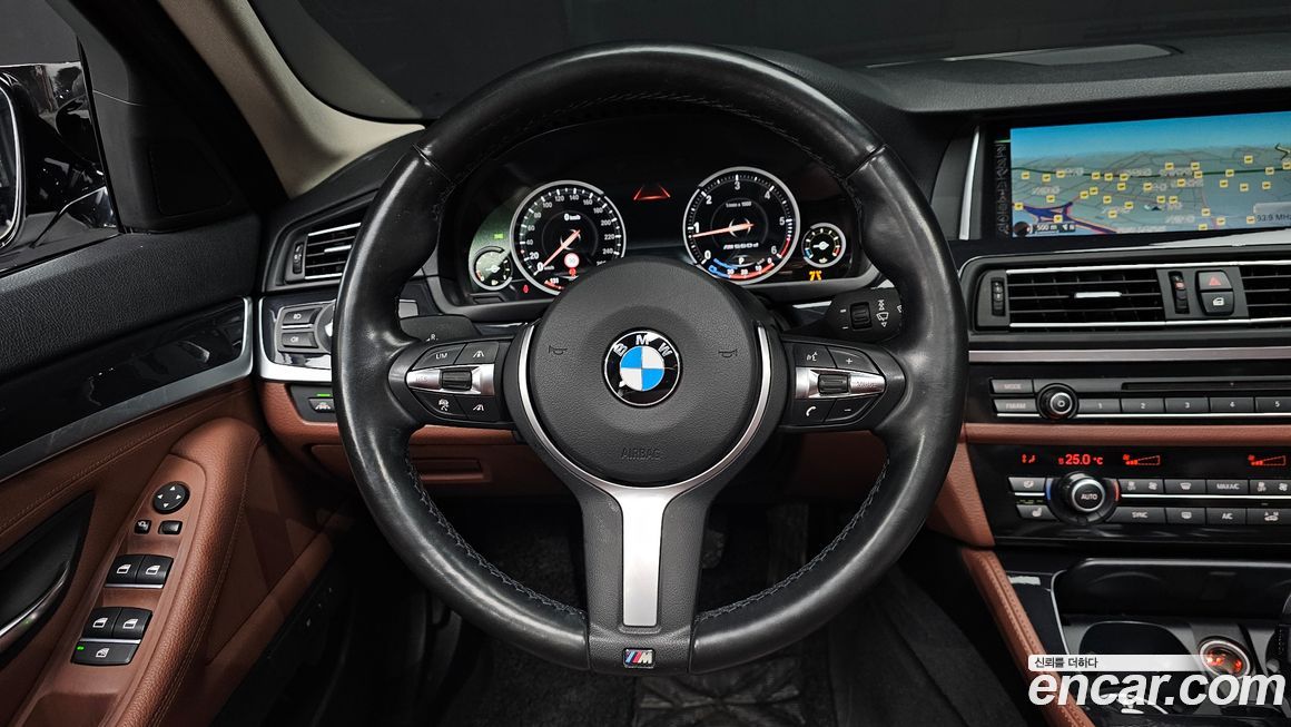 BMW 5-Series 2016