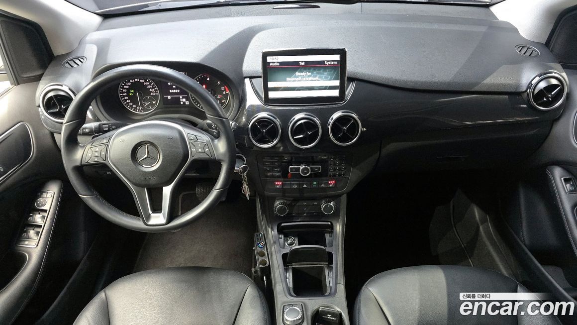 Mercedes-Benz B-Class 2013