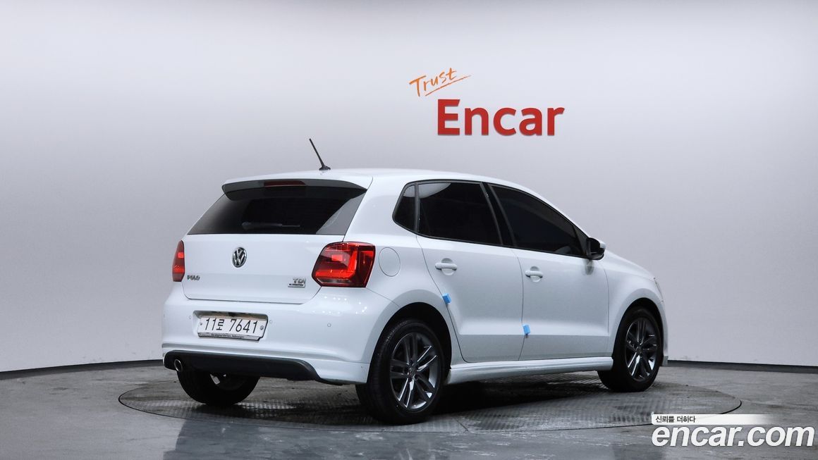 Volkswagen Polo 2015