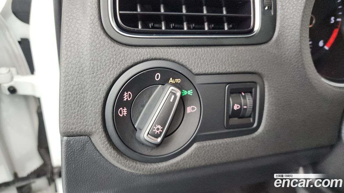 Volkswagen Polo 2015