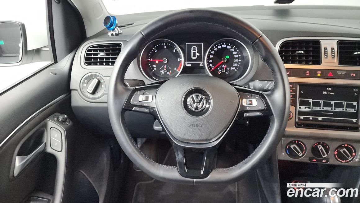 Volkswagen Polo 2015