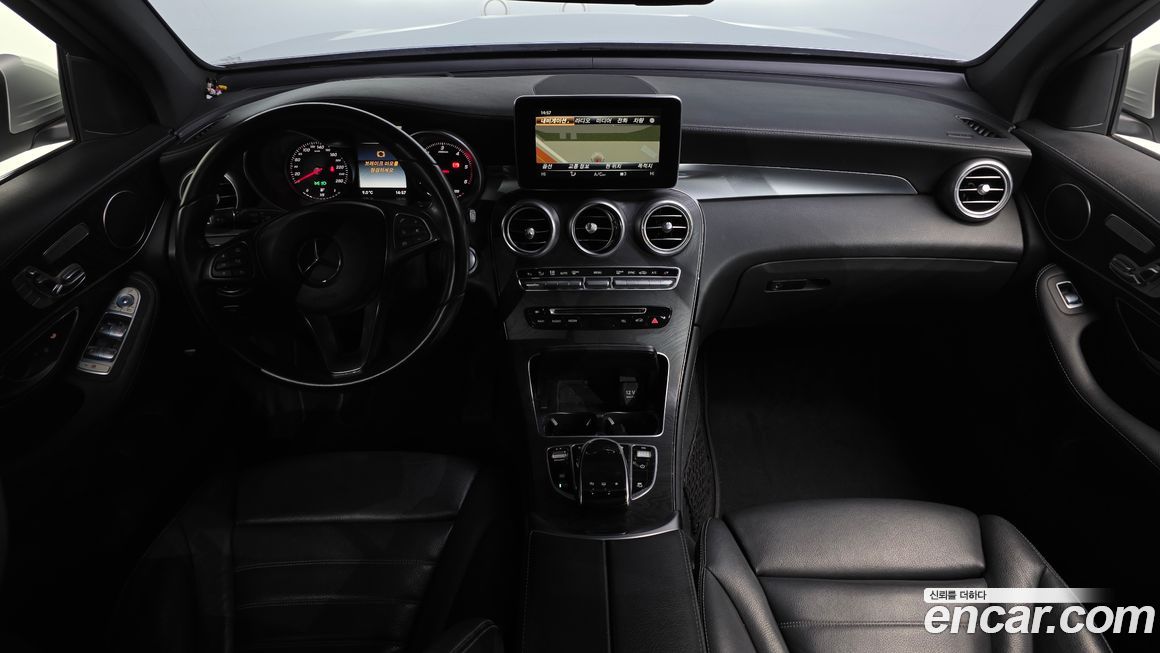 Mercedes-Benz GLC-Class 2016