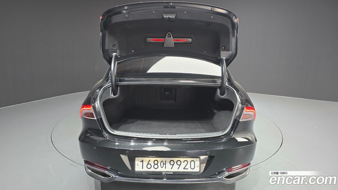 Hyundai Grandeur 2020