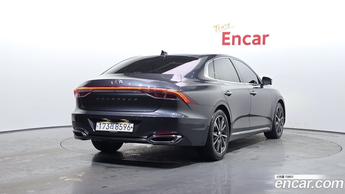 Hyundai Grandeur 2020
