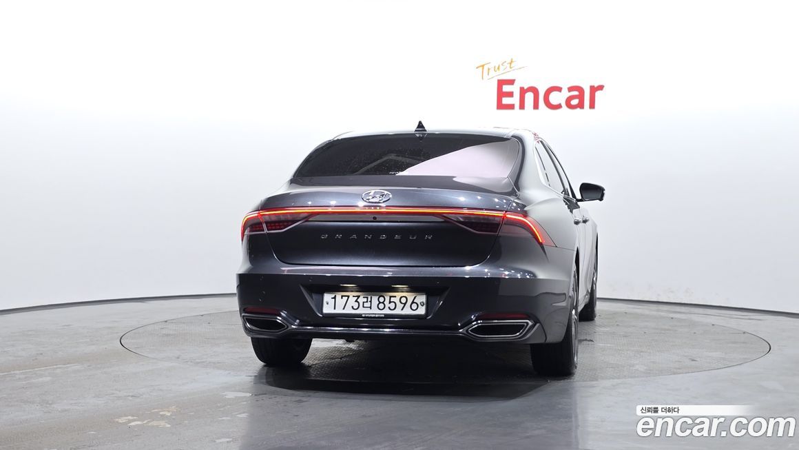 Hyundai Grandeur 2020