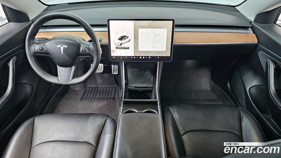 Tesla Model 3 2020