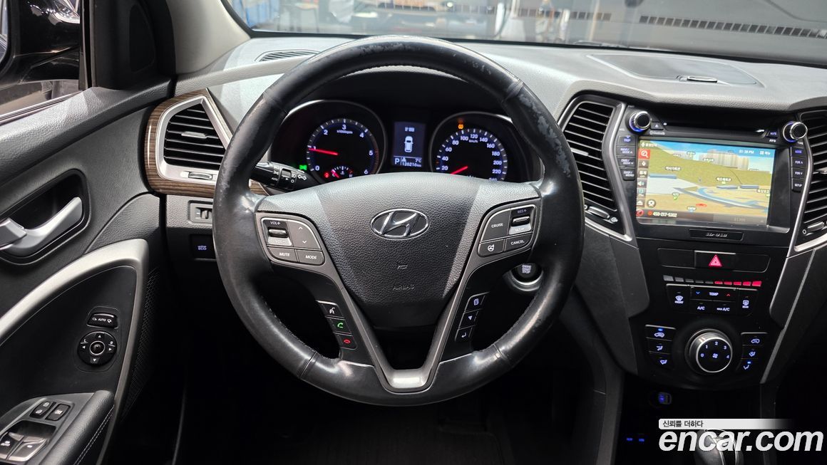 Hyundai Santafe 2015