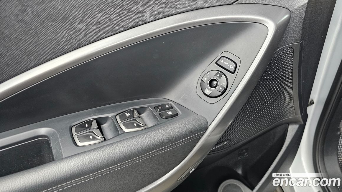 Hyundai Santafe 2015