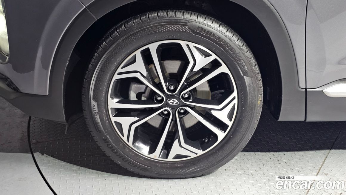 Hyundai Santafe 2020