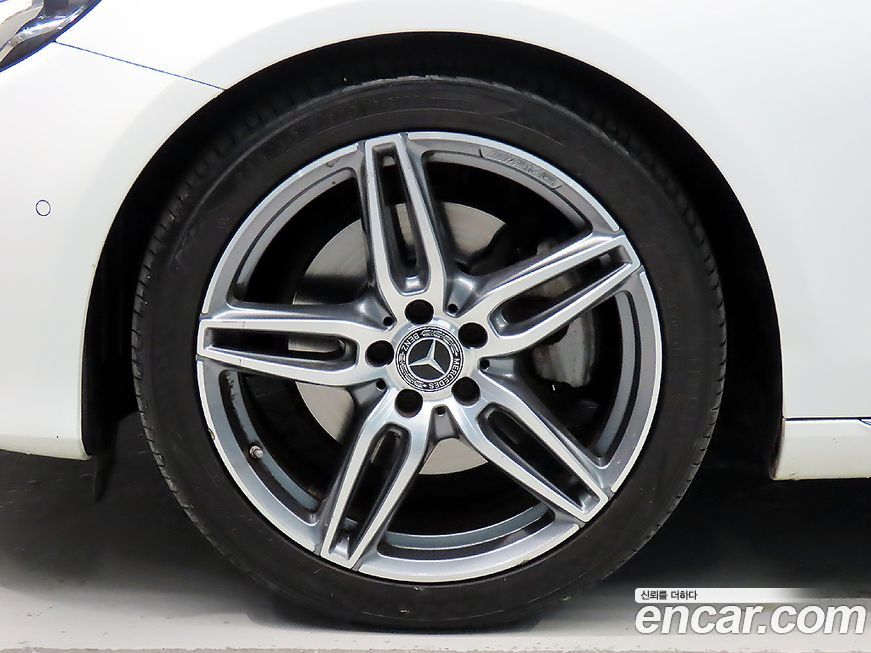 Mercedes-Benz E-Class 2017