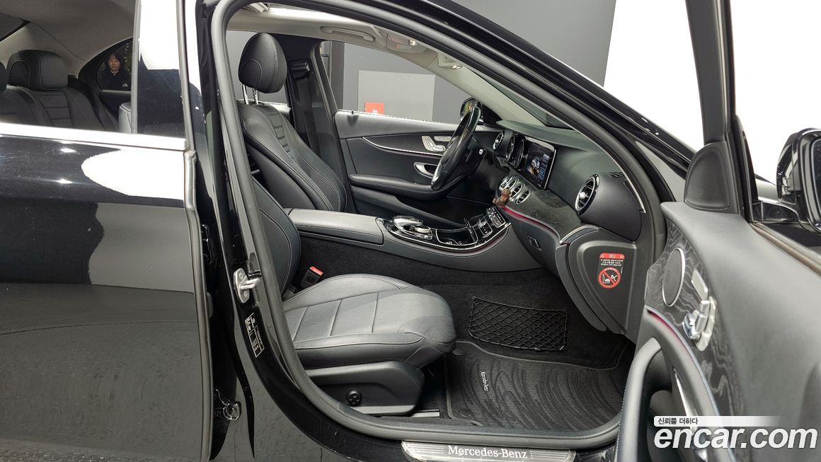 Mercedes-Benz E-Class 2017