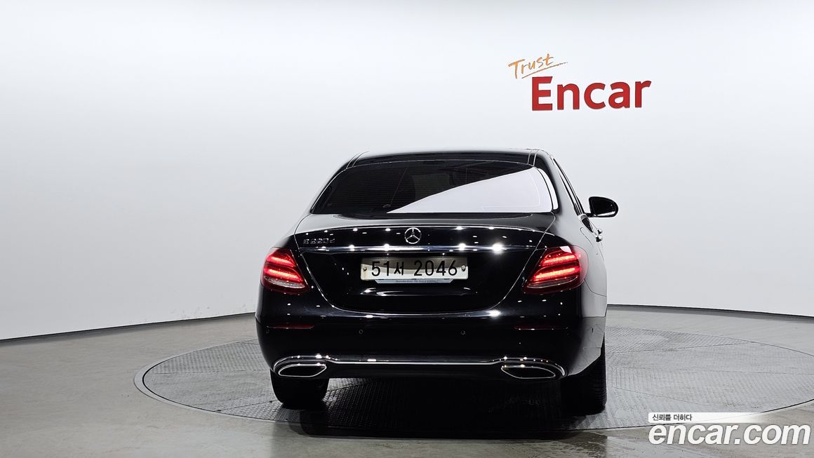 Mercedes-Benz E-Class 2017