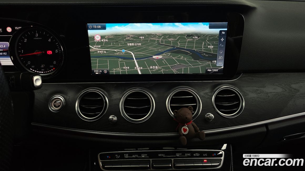 Mercedes-Benz E-Class 2017