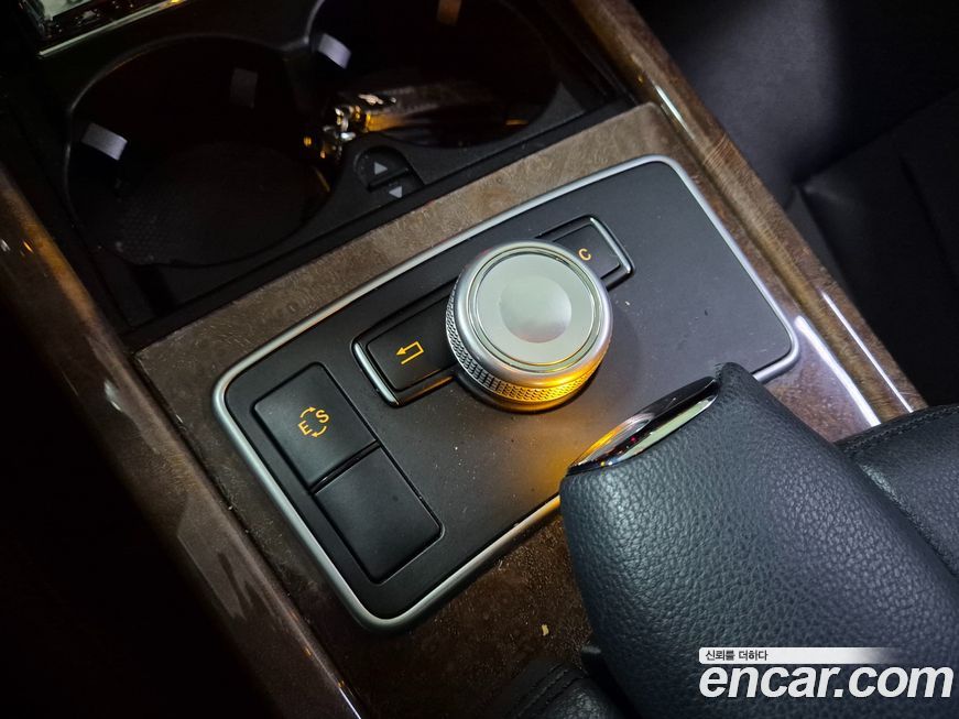 Mercedes-Benz E-Class 2012