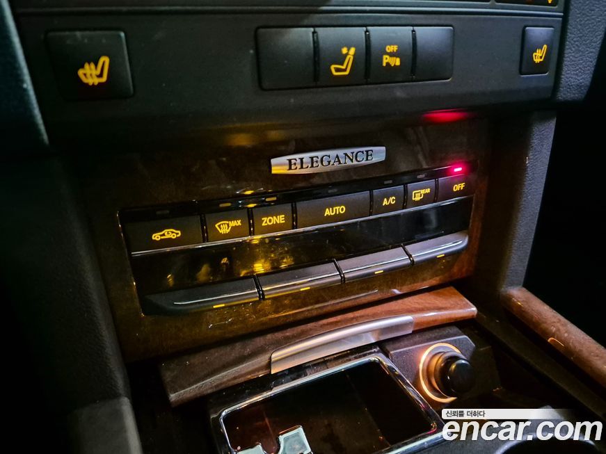 Mercedes-Benz E-Class 2012