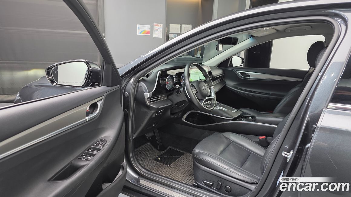 Hyundai Grandeur 2021