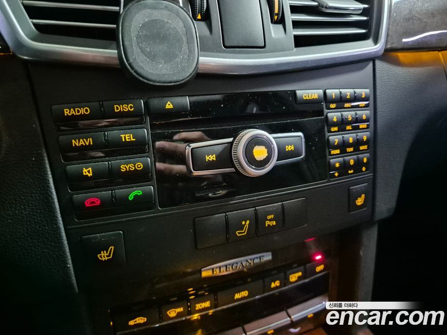 Mercedes-Benz E-Class 2012