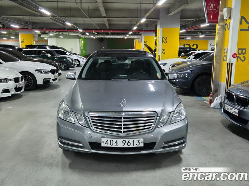 Mercedes-Benz E-Class 2012