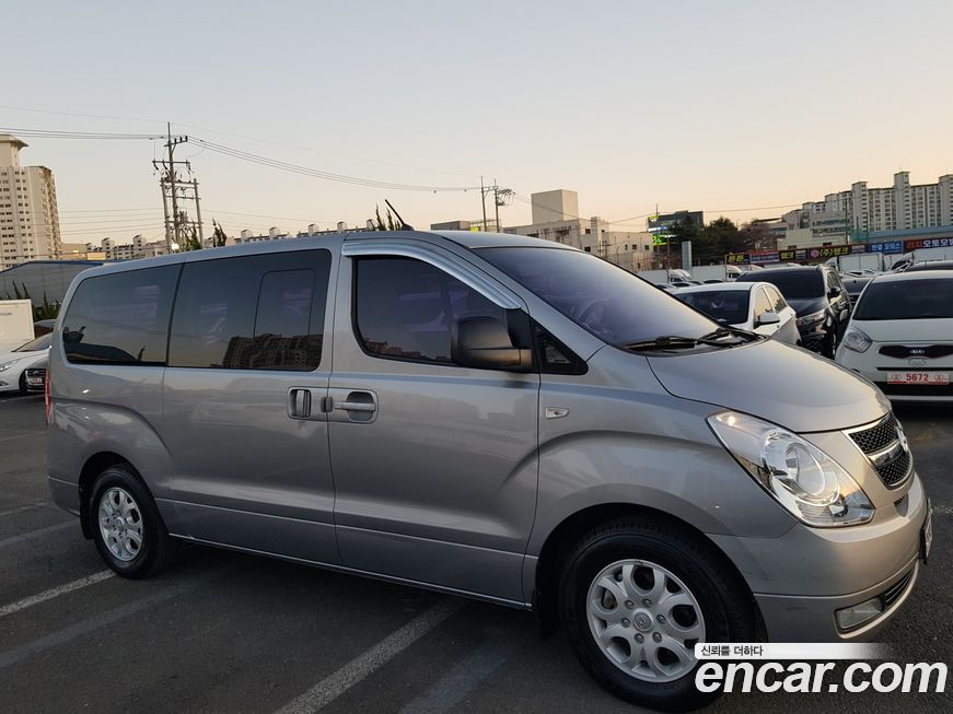 Hyundai Starex 2015